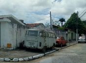 População pode denunciar veículos abandonados através do número 118