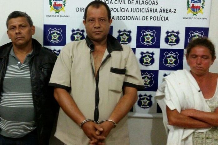 Operação policial resulta em três prisões