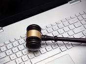 
Quem vai pedir desculpas públicas a Márcia,(Eu não roubei a planta.Eu ganhei.), que foi  condenada  pelo tribunal da internet, sem direito a defesa? Alguém?!!
