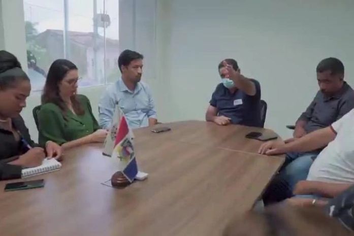 Prefeito diz que desabrigados já estão recebendo o auxílio emergencial bancado pela Prefeitura