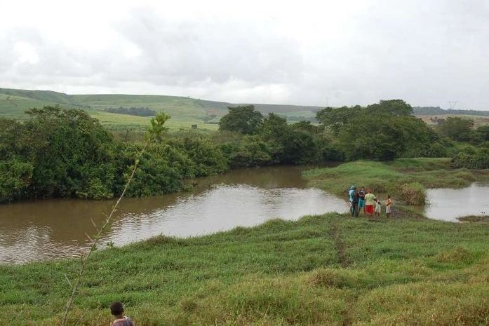Agricultor desaparece ao tentar atravessar rio; Corpo de Bombeiros já iniciou as buscas