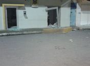 Bando fura pneu de viatura e explode agência bancária