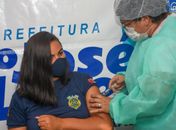 São José da Laje sai à frente e vacina profissionais da Educação e guardas civis municipais