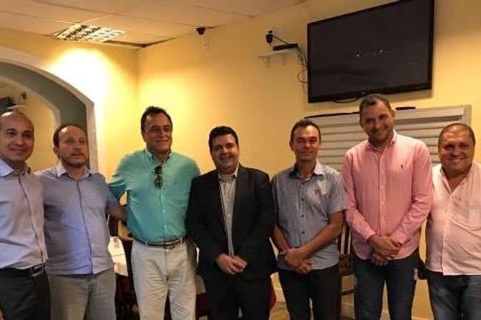 Celino Rocha participa da assinatura da ordem de serviço para a duplicação da AL-220