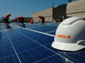 Fintech de energia solar vai pagar a conta de luz da sua empresa até o fim do ano