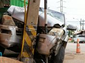 Equatorial registra 2.400 acidentes com postes em Alagoas e pede atenção aos motoristas