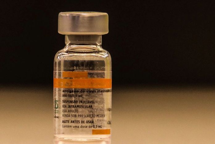 Covid-19: OMS aprova inclusão da CoronaVac em lista de uso emergencial
