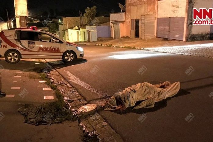 Corpo de homem é "desovado" na Ladeira do Claudionor em Arapiraca