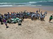 Mutirão de limpeza reúne voluntários em praias de Maceió e fortalece práticas sustentáveis