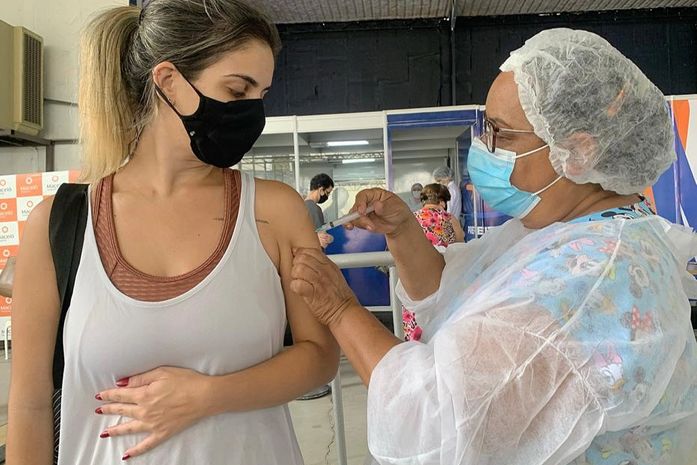 Maceió reforça chamado para completar vacinação contra a Covid-19