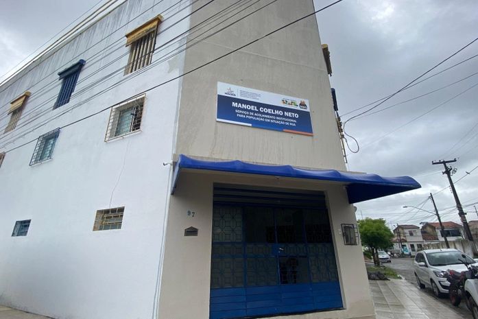 Serviço de acolhimento para pessoas em situação de rua funciona em novo endereço