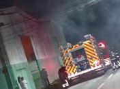 Incêndio em galpão de rações é controlado pelos Bombeiros em Maceió