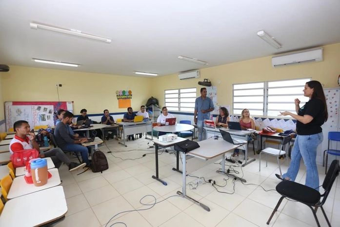 Prefeitura realiza capacitação com técnicos da Secretaria de Educação para implantar ferramenta online