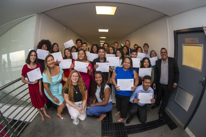 Programa Qualifica Maceió garante emprego a quase 30 operadores de caixa e assistentes administrativos