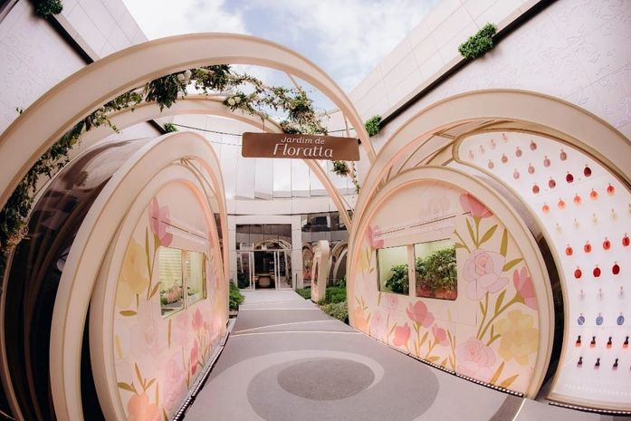 O Boticário apresenta Floratta Rose Bouquet e celebra os 30 anos da marca com novo DNA olfativo