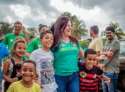 Lívia Carla intensifica campanha com visitas porta a porta e se consolida como líder na disputa eleitoral em Barra de Santo Antônio