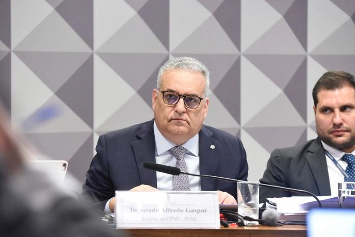 Alfredo Gaspar expõe fluxo bilionário e alerta para “festa do crime” na lavagem de dinheiro de aposentados e pensionistas