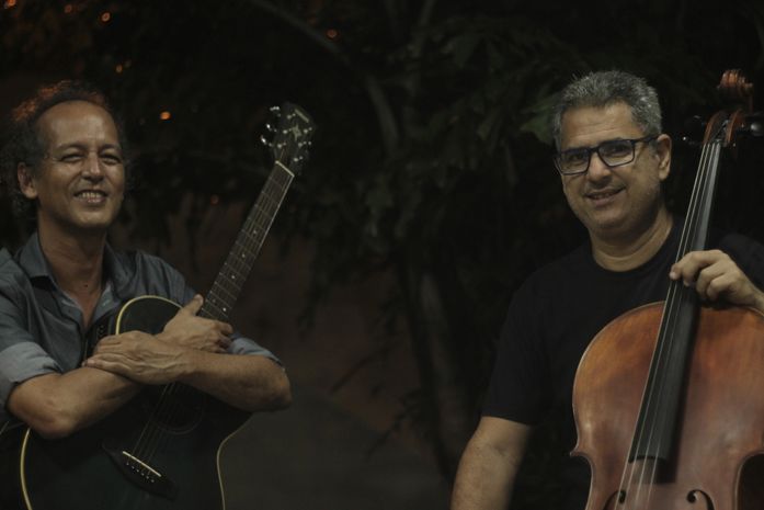 Junior Almeida e Almir Medeiros celebram 25 anos do show Transparências abrindo a programação do 14º Quinta no Arena