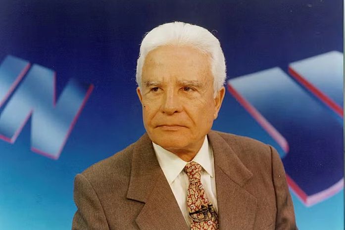 Morre o jornalista e apresentador Cid Moreira, aos 97 anos
