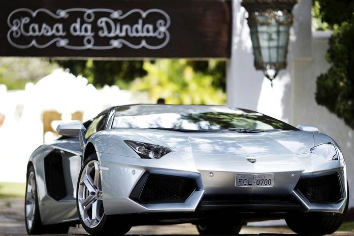 Registrada em São Paulo, Lamborghini de Collor está entre maiores devedores de IPVA do Estado