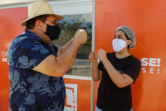 Em Rio Largo, Drive-Thru de vacinação segue imunizando idosos no feriado da Semana Santa