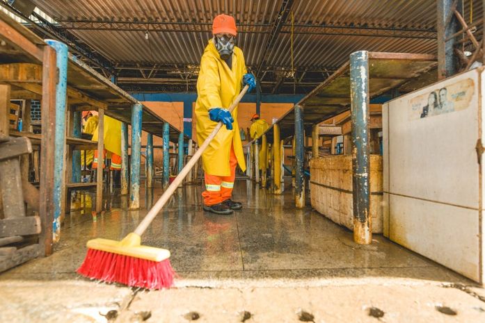 Semtabes intensifica trabalhos de higienização, já realizado diariamente dentro do equipamento público