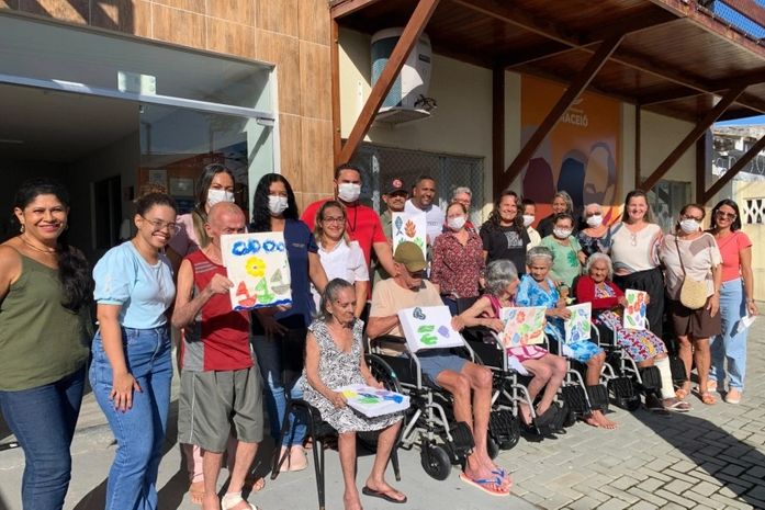 Artesanato resgata identidade e leva bem-estar para usuários da Cidade da Pessoa Idosa