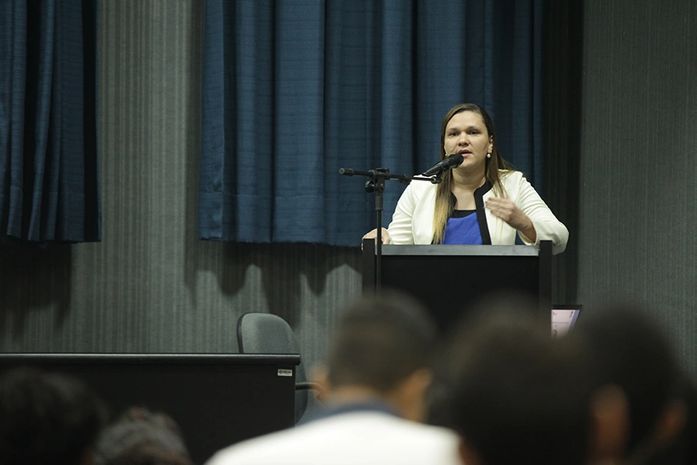 Delegada Cássia Mabel
