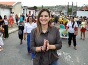 Com mais de 180 mil seguidores, prefeita ganha visibilidade durante desfile do projeto: "Das Páginas para a Vida"