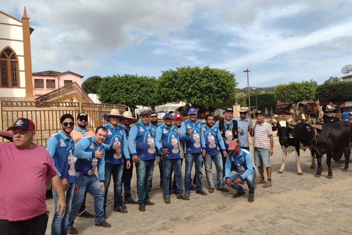 Vereador Fabiano Leão reúne 30 amigos e faz o mesmo percurso de Manoel André, de Bom Conselho à Arapiraca em homenagem a Padroeira da cidade
