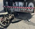Motociclista morre após colidir com caminhão parado em acostamento, na AL-110