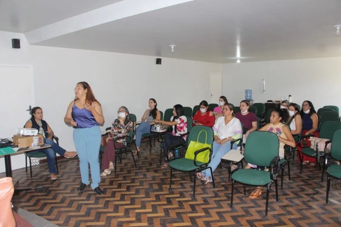 Enfermeiras da Secretaria de Saúde de Penedo participam de capacitação sobre tuberculose