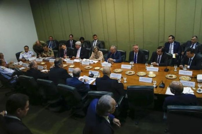 Presidente Michel Temer durante reunião com representantes dos Três Poderes no Palácio Itamaraty