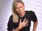 Médico cita hábitos que ajudam a aliviar o refluxo gastroesofágico
