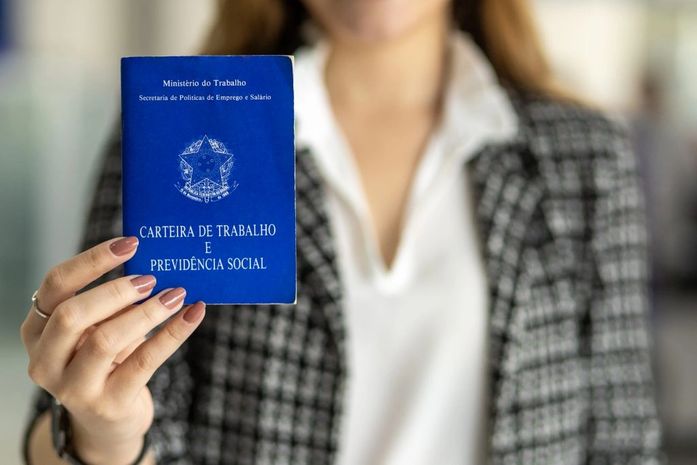 Prefeitura e AeC promovem mutirão com mais de 400 vagas de emprego nesta segunda (4)