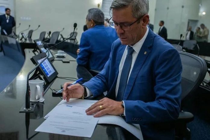 De autoria de Cabo Bebeto, nova lei reduz ICMS de armas, munições e equipamentos de segurança em AL