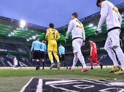 Futebol alemão vai regressar com fortes medidas sanitárias