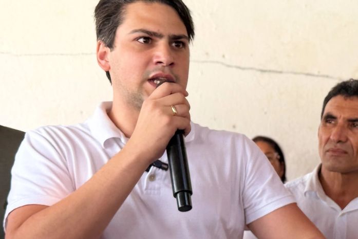 Prefeito Eduardo Bulhões cobra soluções da Conasa para resolver problema de falta d´água no Povoado Areia Branca