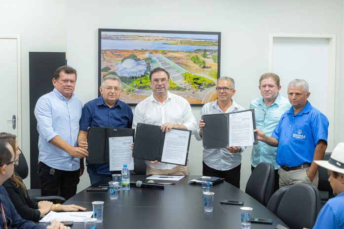 Em reunião com lideranças da agricultura familiar, prefeito Luciano anuncia programa para ampliar perfuração de poços artesianos