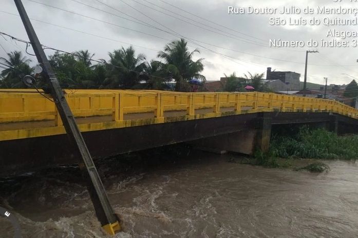 Semarh alerta sobre risco de transbordamento de rios de Alagoas na noite desta segunda