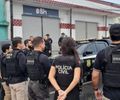 Polícia cumpre 70 mandados em operação e prende mais de dez pessoas nas primeiras horas desta quarta (11)