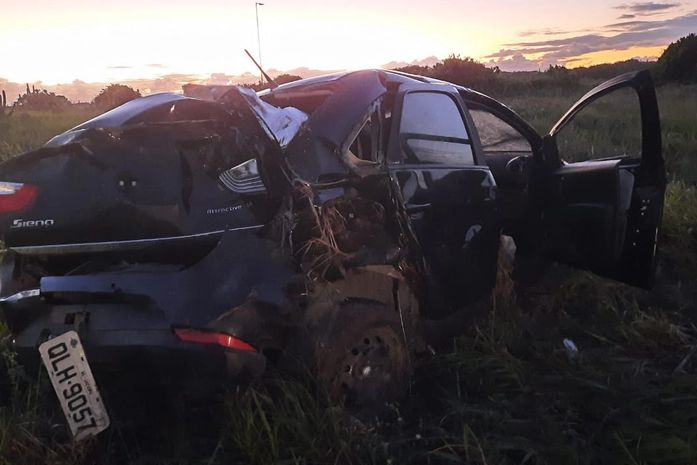 Motorista morre após perder controle de carro em curva na Barra de São Miguel