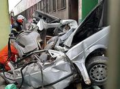 Homem fica ferido após colisão entre carro e trem em Satuba