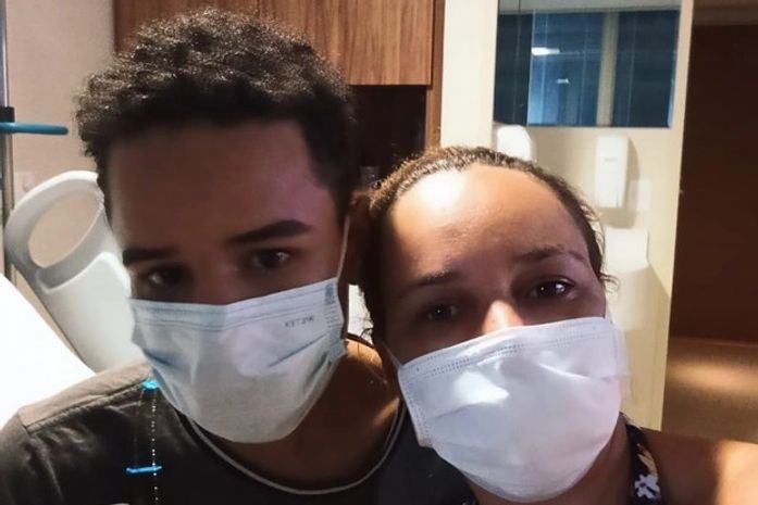 João tem 16 anos,e sem apresentar sintomas, quase morreu de Covid 19.