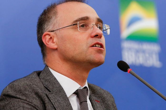 Mendonça prorroga prazo para implementar alíquota uniforme do ICMS