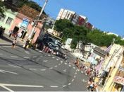 Familiares de reeducandos interditam o acesso à Ladeira dos Martírios, no Centro de Maceió