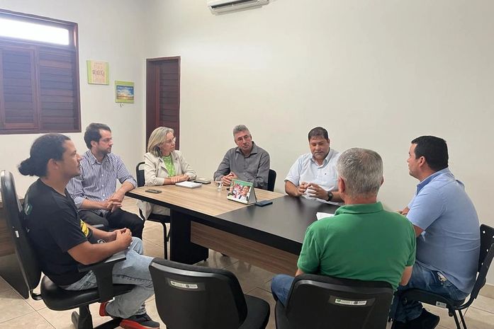 Girau do Ponciano garante 30% de reajuste para os profissionais da educação