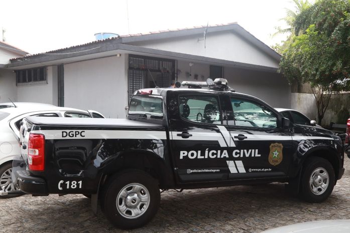Viatura da Polícia Civil