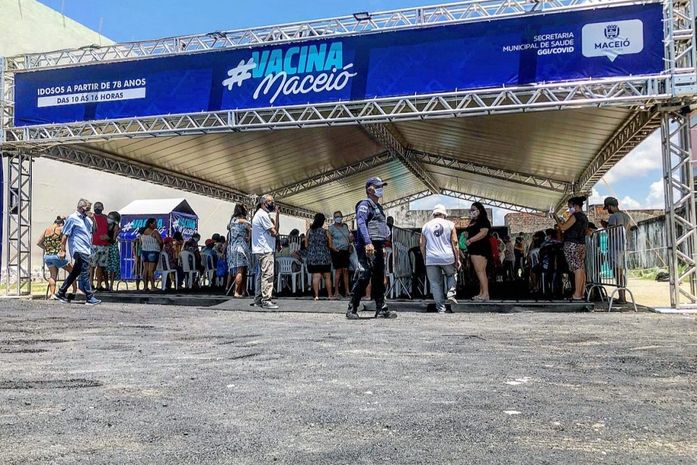 JHC anuncia vacinação 24 horas contra Covid-19 para idosos acima de 60 anos neste sábado