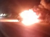 Motorista é agredido e tem carro incendiado após acidente com carroça que deixou três crianças em AL